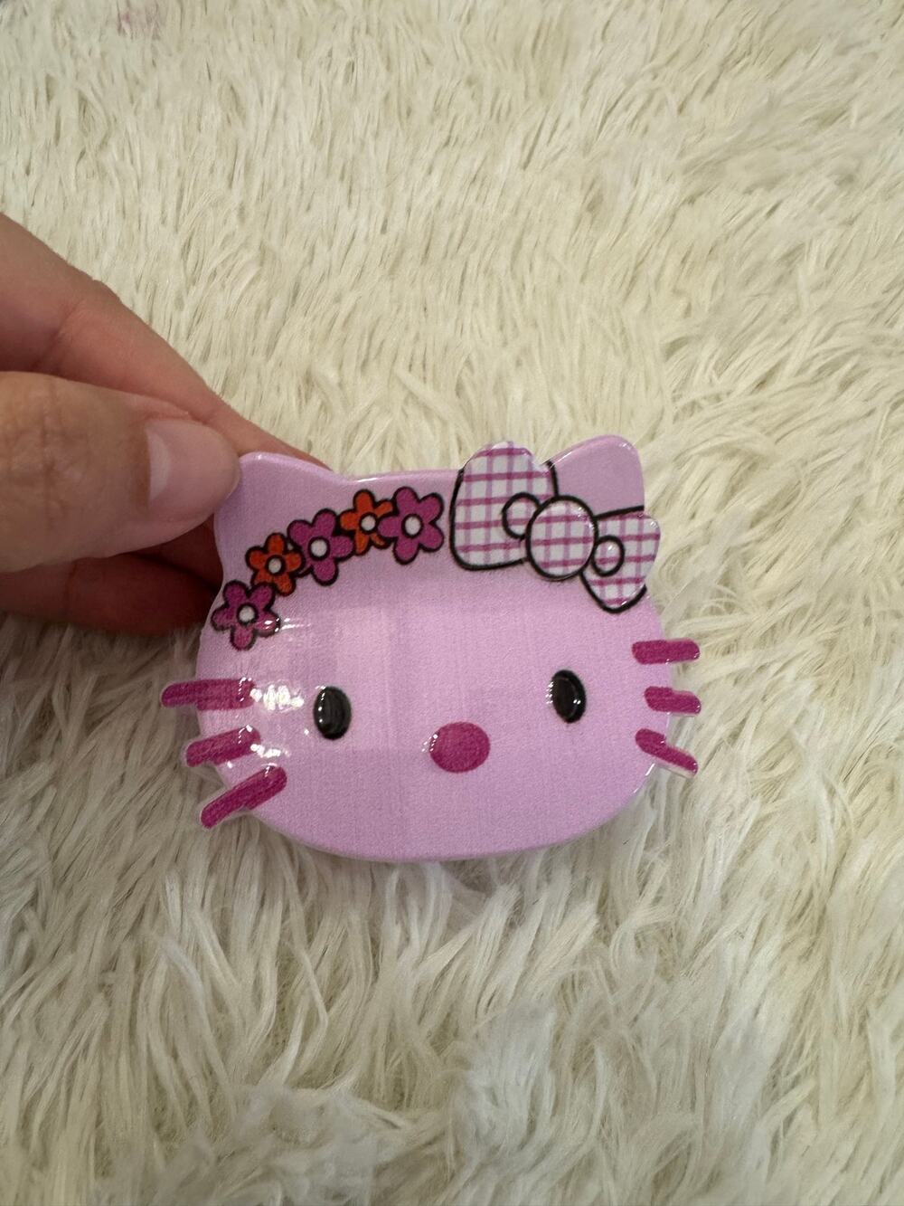 Hello Kitty Sanrio large hair clip claw fucsia flowers details and checkered bow